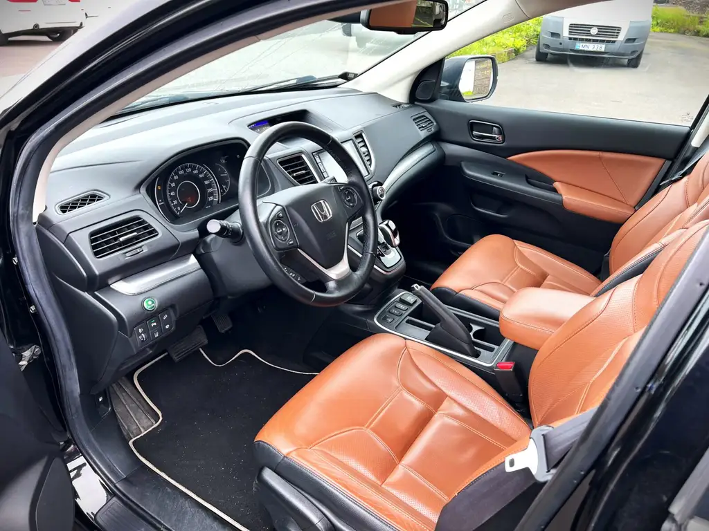 2016 Honda CR-V Elegance+ AWD - Image 2