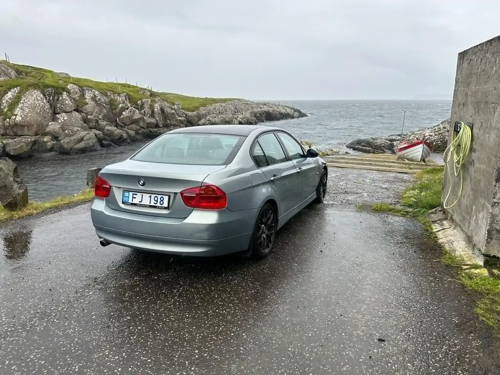 BMW 3'ER 2008 - Image 3